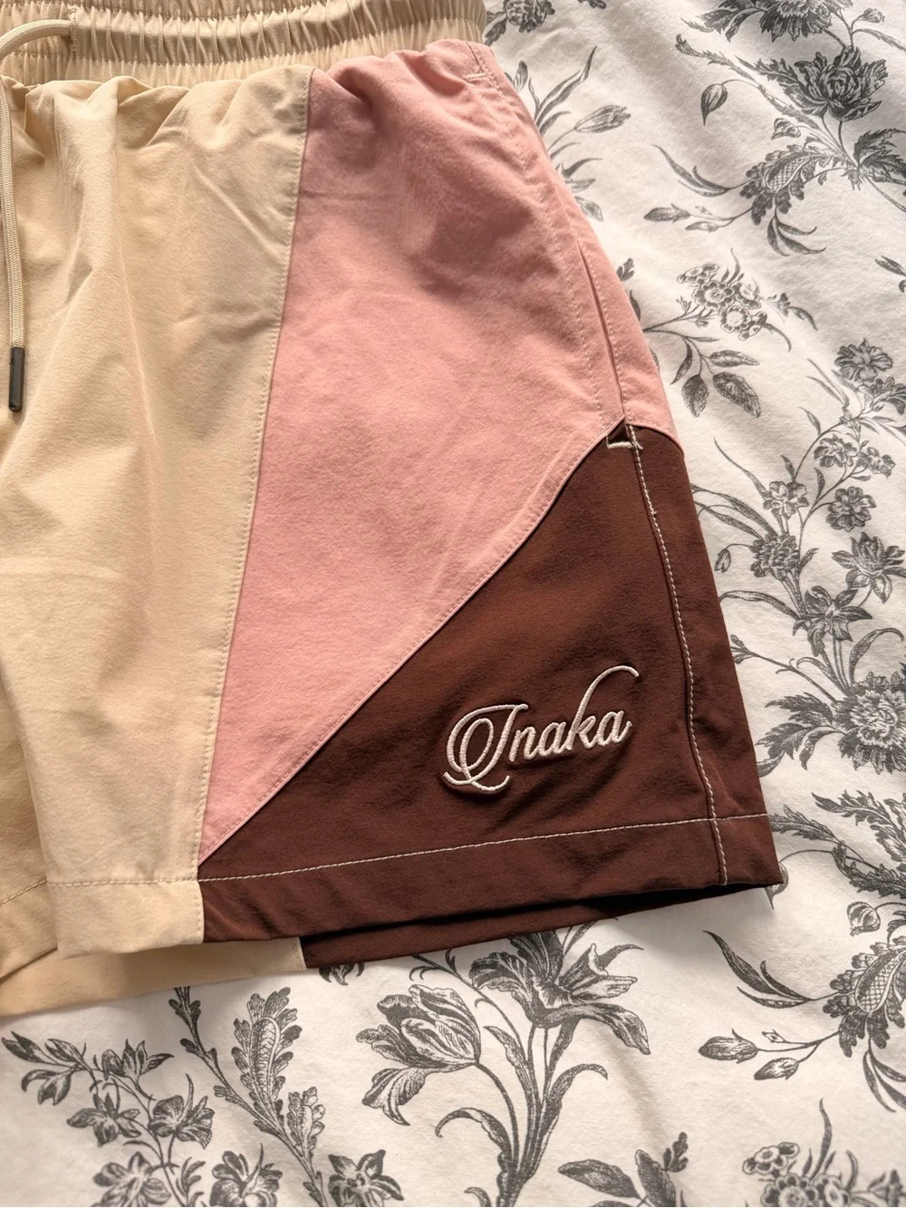 Inaka Colorblock Women's Shorts - Cream, Pink & Brown